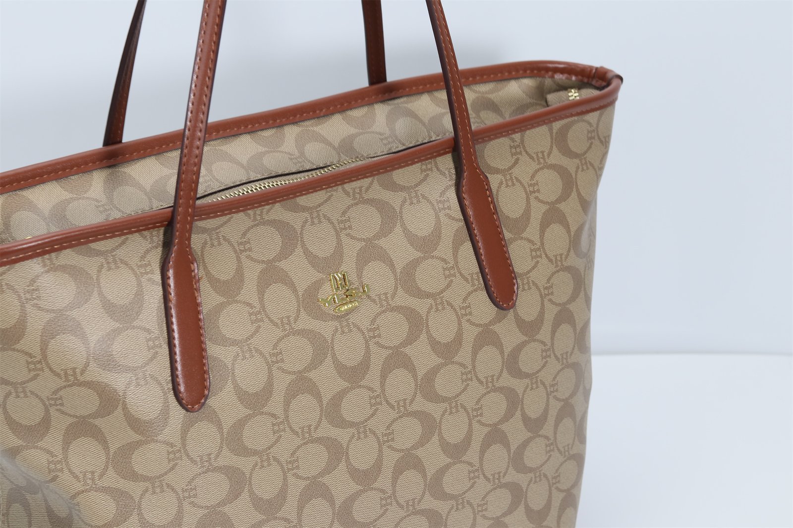 Customized letter pattern women's handbag - beige with brown decoration
