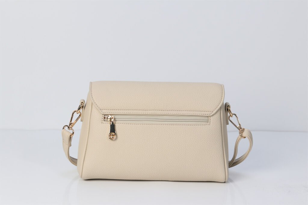 Custom ginger yellow minimalist women's leather bag and crossbody bag: interpreting the light luxury daily trend
